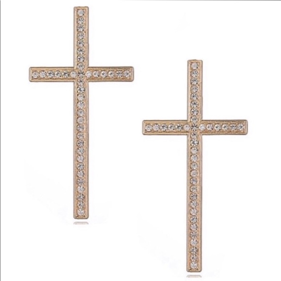 Jewelry - ‼️ $10 Beautiful Cross Earrings‼️